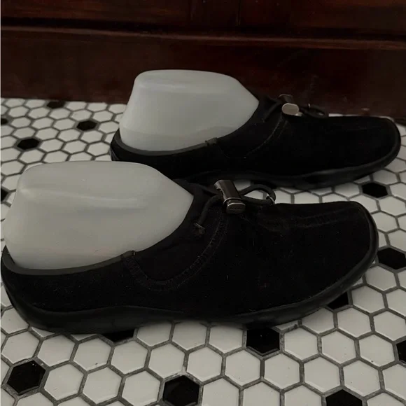 Authentic Prada Y2K Black Wool Rubber Flat Slip On Clogs - Size 7.5 - Picture 6 of 14